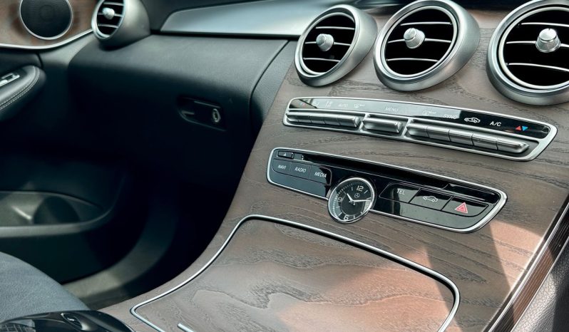 
								MERCEDES BENZ C200-SUNROOF/RARE MODEL full									