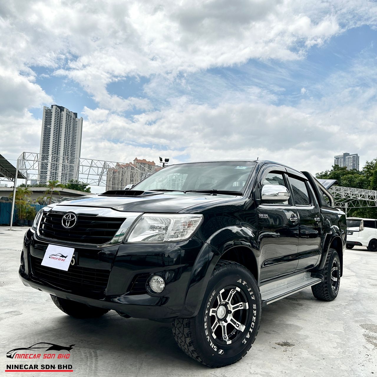 Toyota Hilux Double Cab 2.5 AT