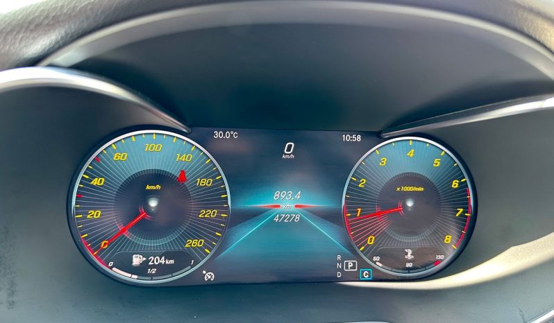 
								Mercedes Benz C300 W205 2.0 AMG full									