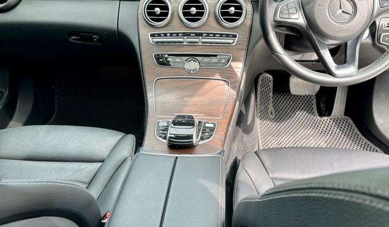 
								MERCEDES BENZ C200-SUNROOF/RARE MODEL full									