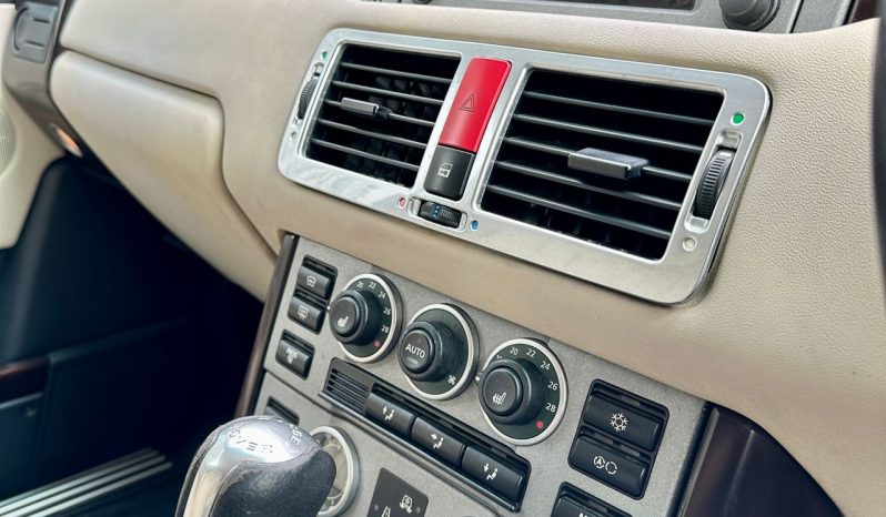 
								RANGE ROVER 4.4 VOGUE full									