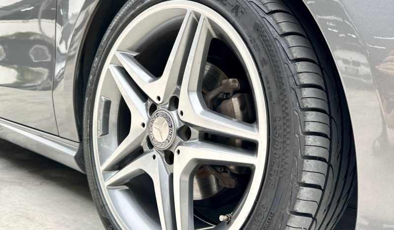 
								Mercedes Benz CLA200 full									