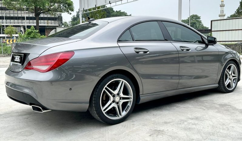 
								Mercedes Benz CLA200 full									