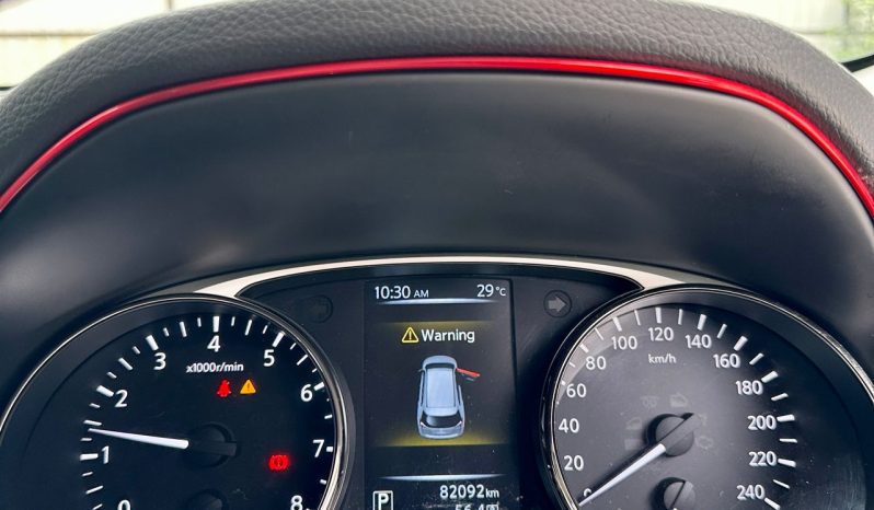 
								Nissan X-Trail 2.0 full									