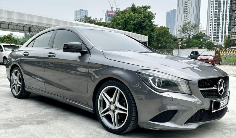 
								Mercedes Benz CLA200 full									