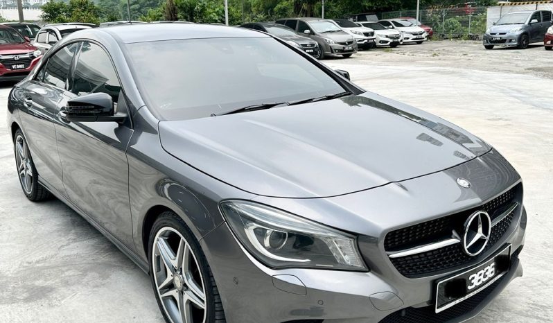
								Mercedes Benz CLA200 full									